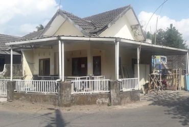 Rumah Barat Pandanaran Jakal