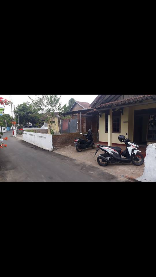 RUMAH TIMUR XT SQUARE