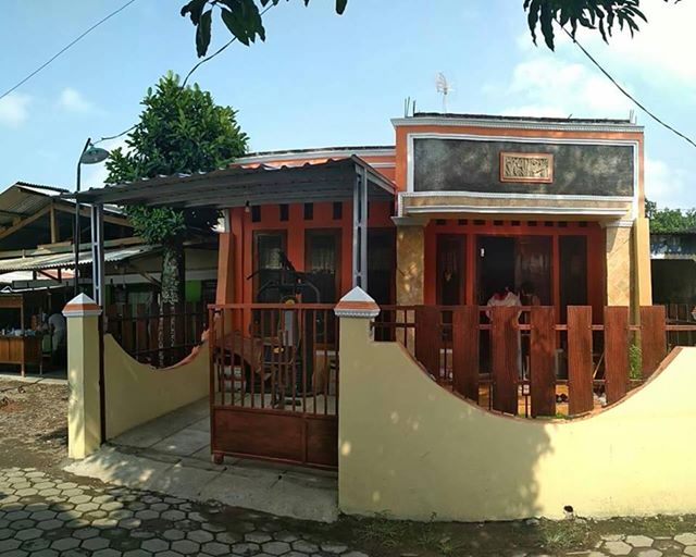 DIJUAL RUMAH SLEMAN : RUMAH DEKAT AMPLAS