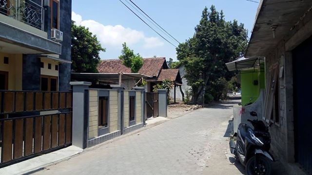 RUMAH DI BANYURADEN