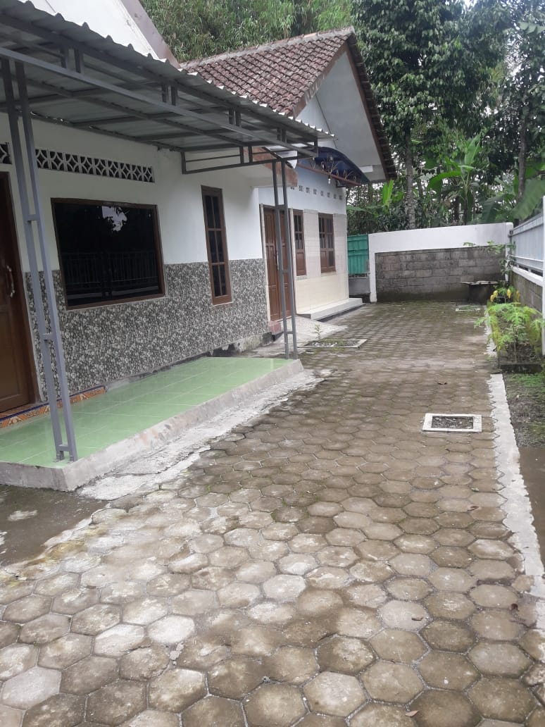 DIJUAL RUMAH SLEMAN : HUNIAN DEKAT TRIMULYO