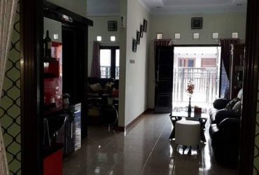 DIJUAL RUMAH SLEMAN : RUMAH DEKAT STADION