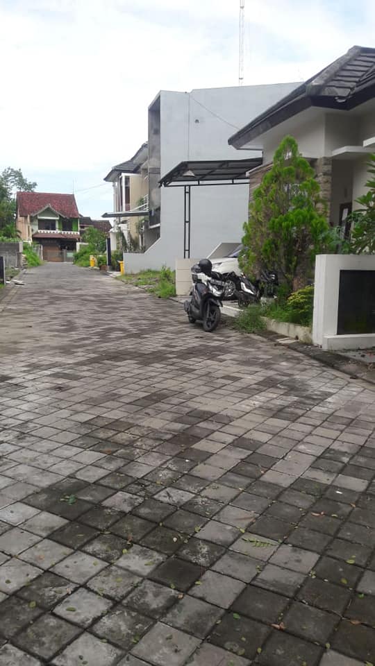 DIJUAL RUMAH KOTA YOGYAKARTA : RUMAH GEDONG KUNING